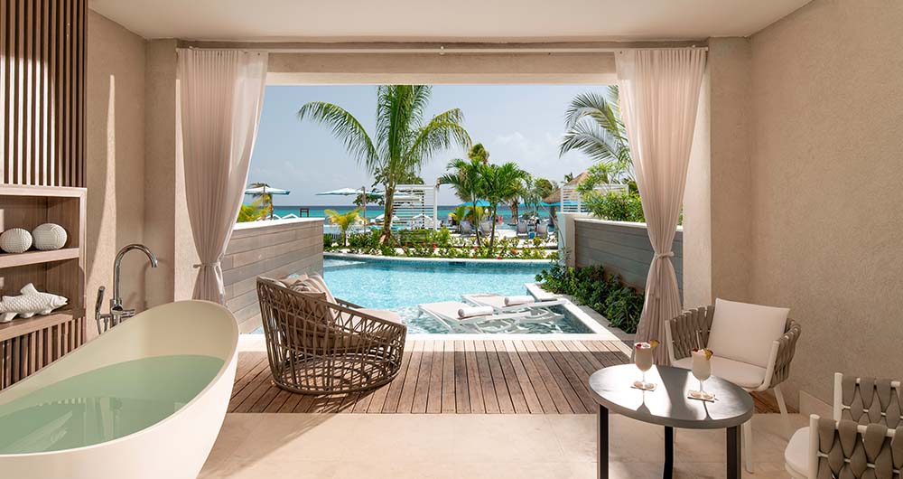 Tufa Terrace Swim-up One Bedroom Butler Suite w/ Patio Tranquility Soaking Tub at Sandals.