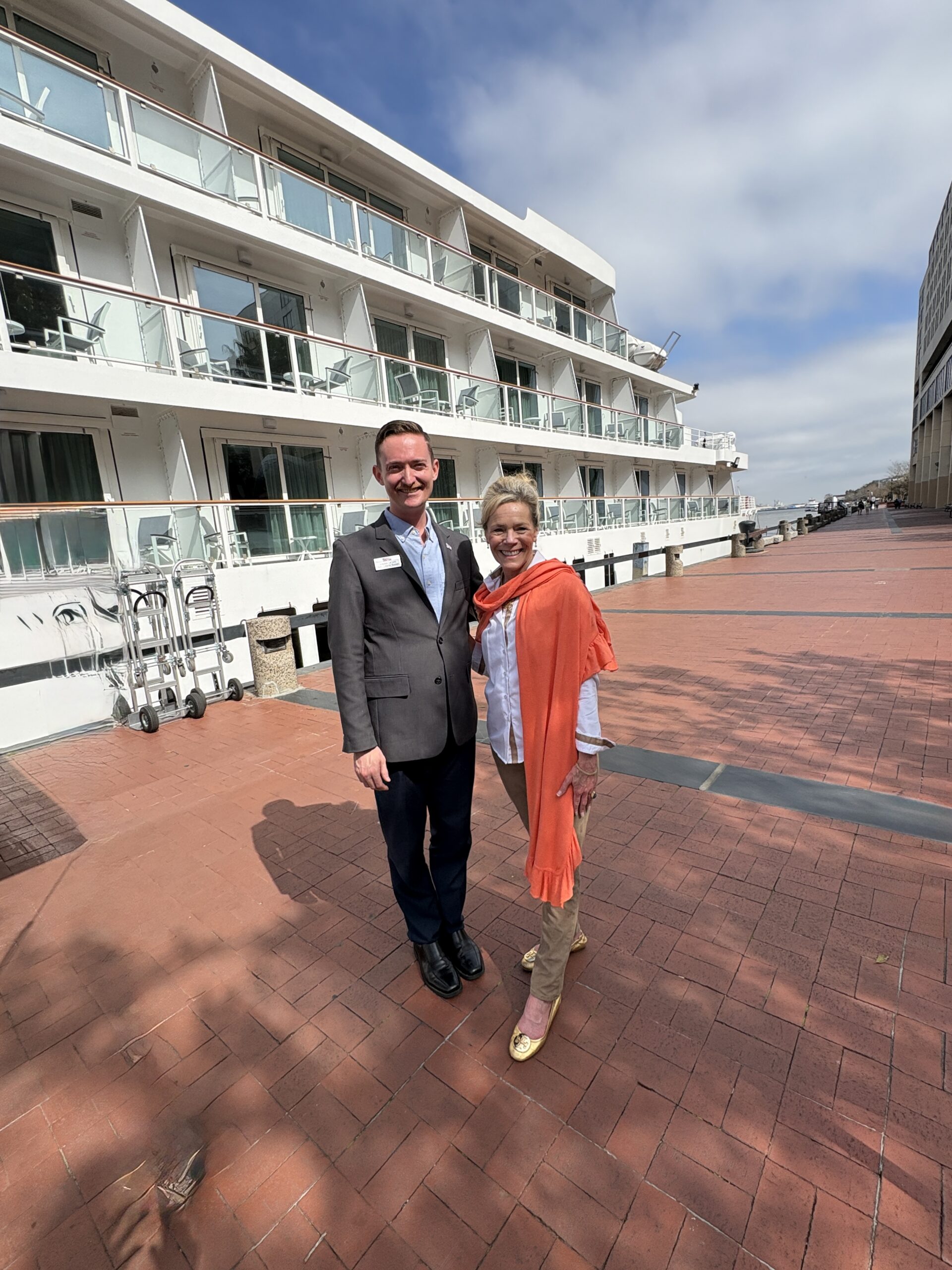 American Cruise Lines Savannah GA River Cruise Hotel General Manager Stephen LaCivita welcomes Jenny Lynn on a Journey