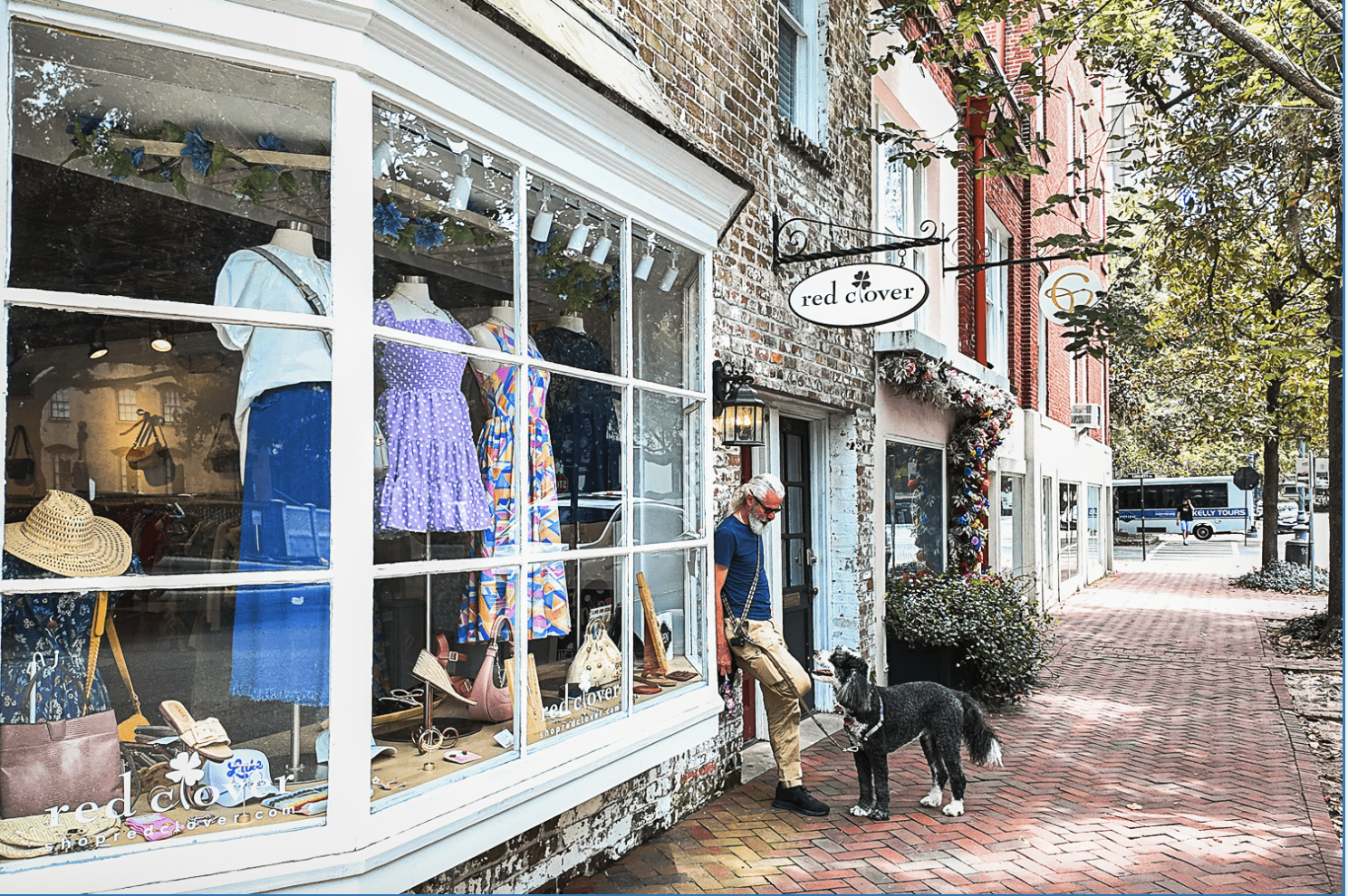 Savannah GA walkable tourist friendly city