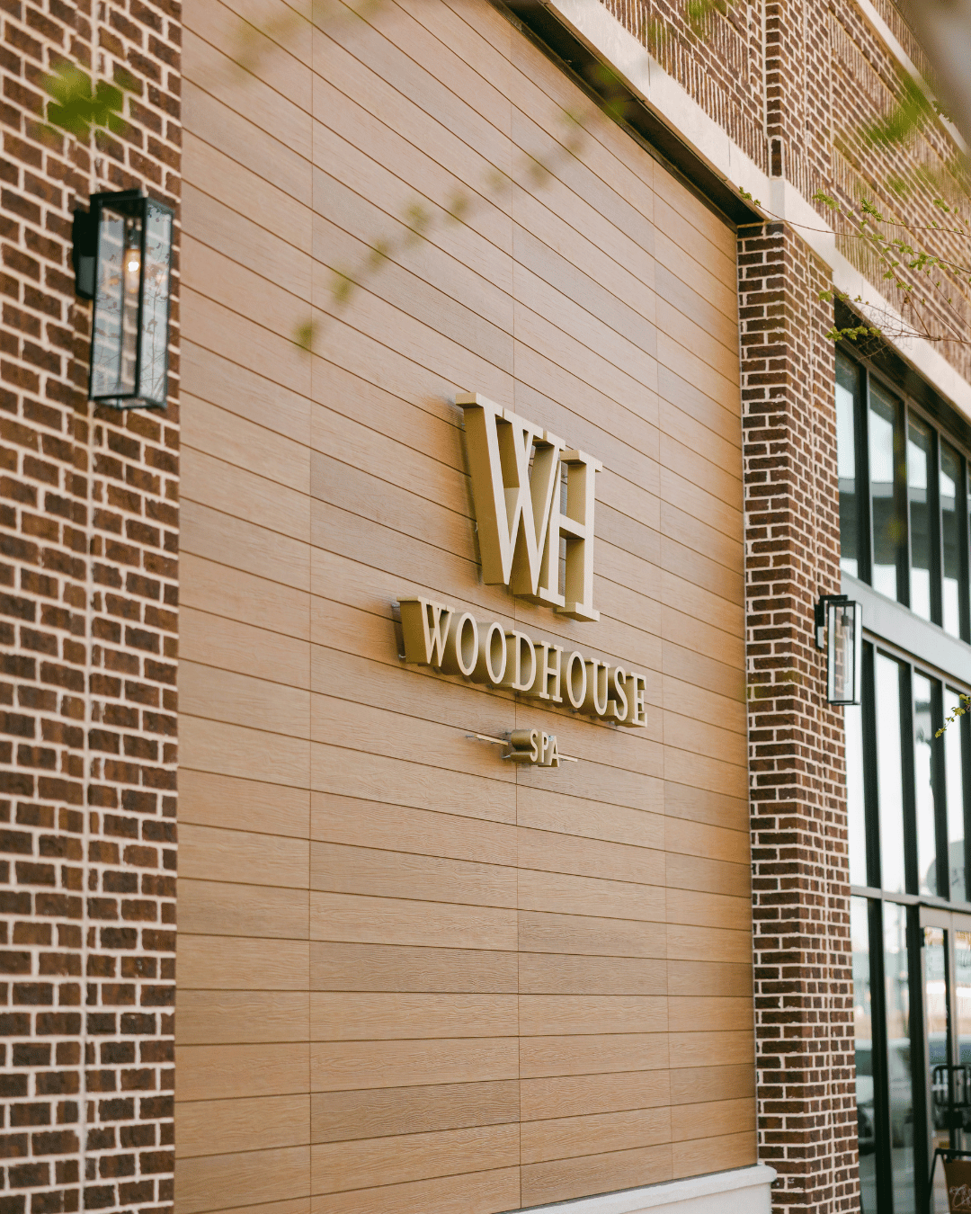 Exterior of Woodhouse Spa in Savannah. 