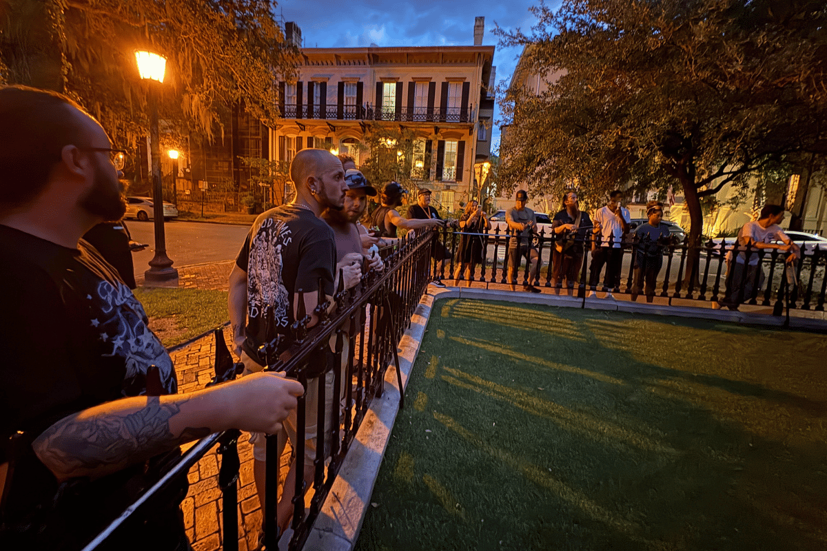 ghost hunting in Savannah, ga.
